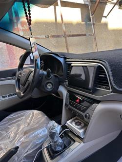 هیوندای ئەلەنترا